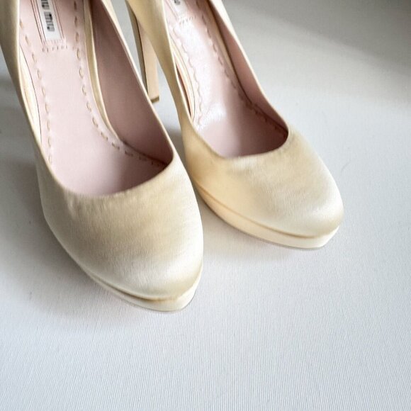Miu Miu Champagne Satin Classic Platform Heels Wedding 40.5 NEW - Picture 4 of 11